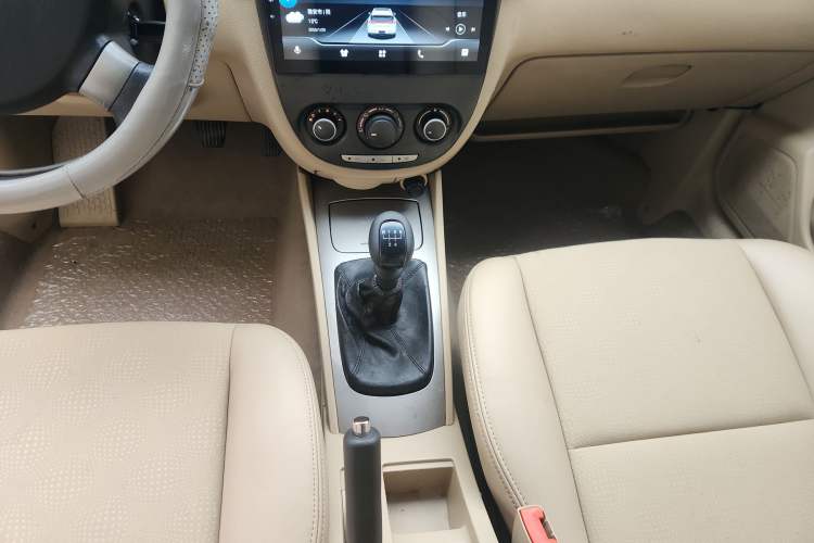 Used Buick Excelle 2013 1.5L Manual Classic Model