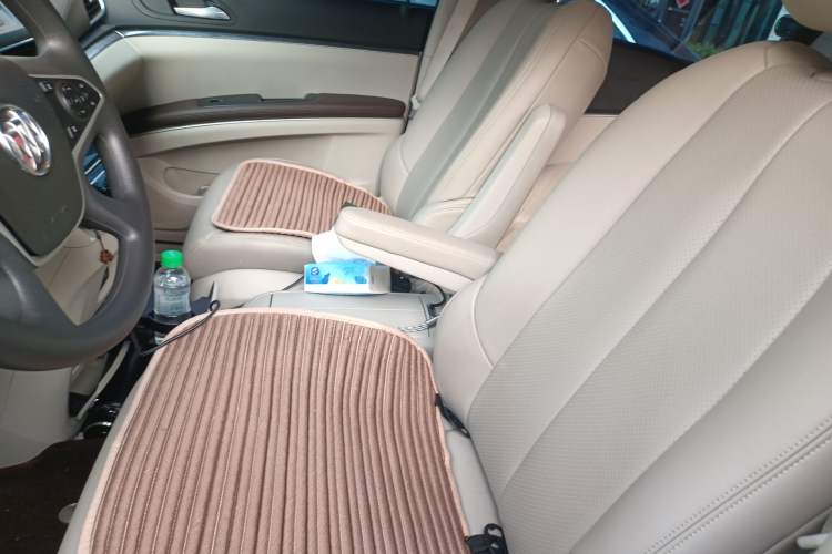 Used Buick GL8 2023 Land Executive Class Smart Enjoyment Model