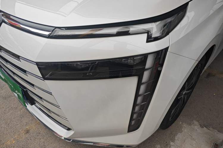 Used GAC Trumpchi E8 2024 Honor Series 2.0L Honor Edition