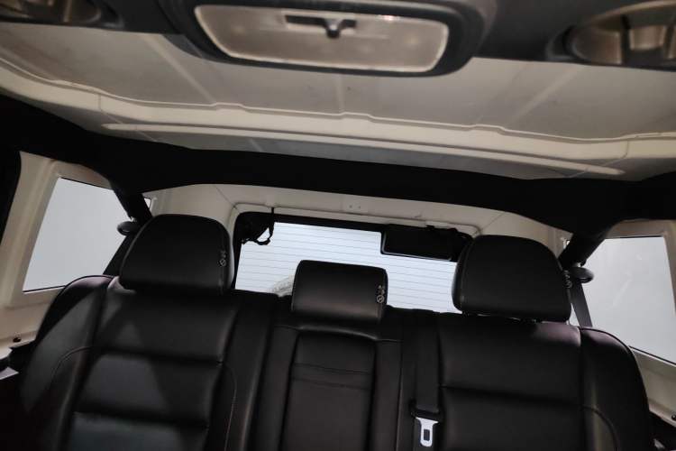 Used BAIC Off-Road BJ40 2016 40L 2.3T Automatic All-Wheel Drive Premium Edition