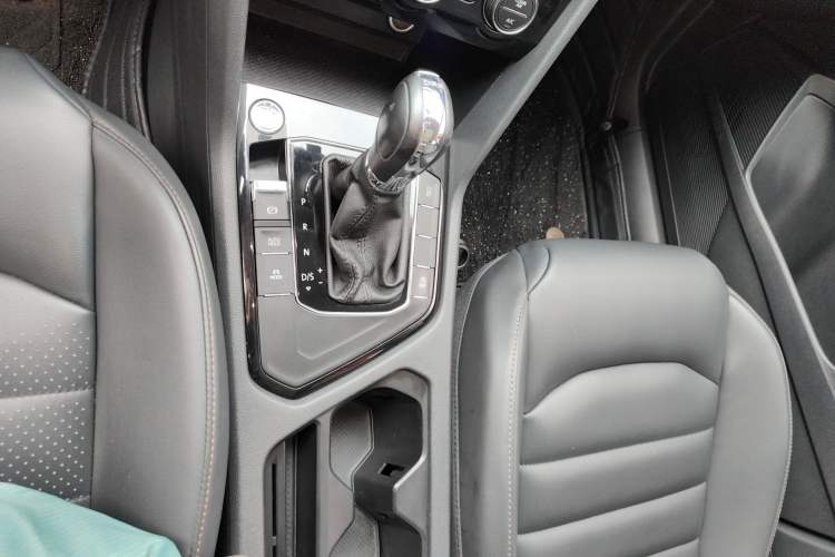 Used Volkswagen Tharu 2019 330TSI Four-Wheel Drive Luxury Edition China VI Standard Gear Lever