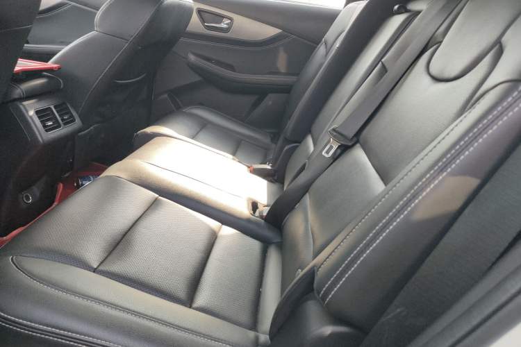 Used Dongfeng Fengon S560 2019 1.8L CVT Elite Model
