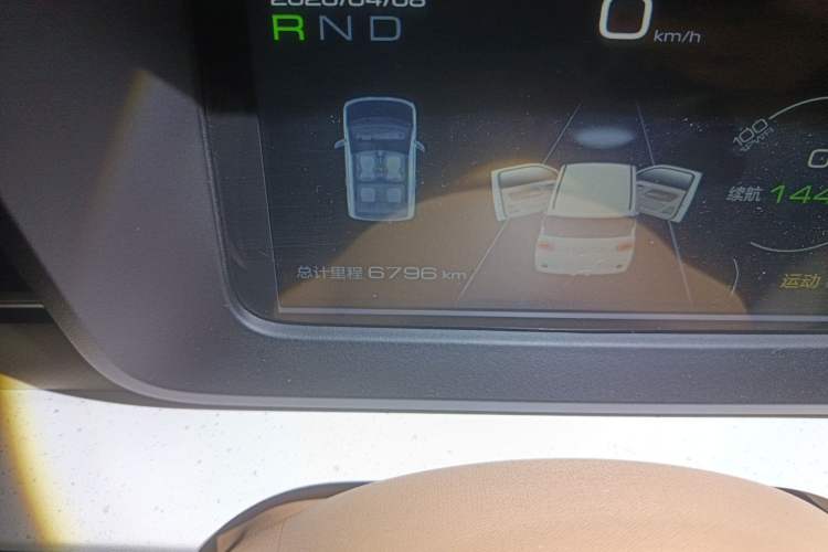 Used Wuling Hongguang MINIEV 2024 3rd Generation 215km Advanced Version Odometer Close Up