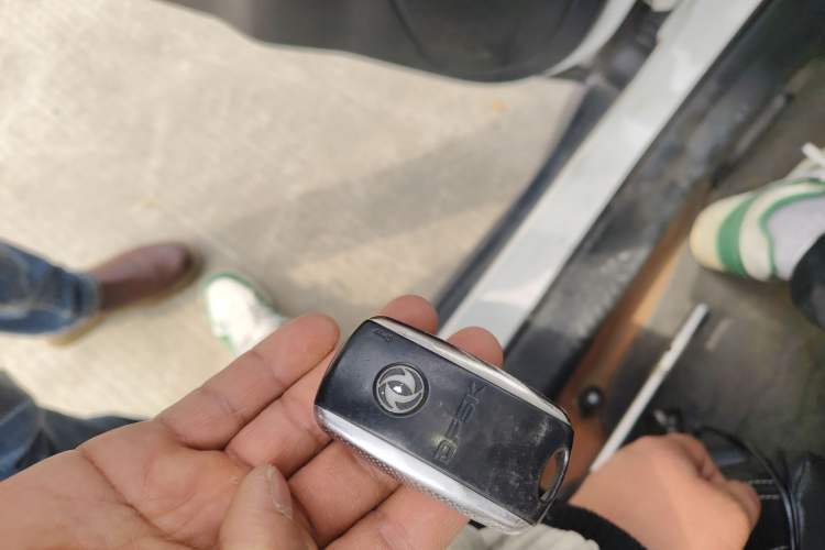 Used Dongfeng Fengon 580 2016 1.5T Manual Luxury Edition Vehicle Key