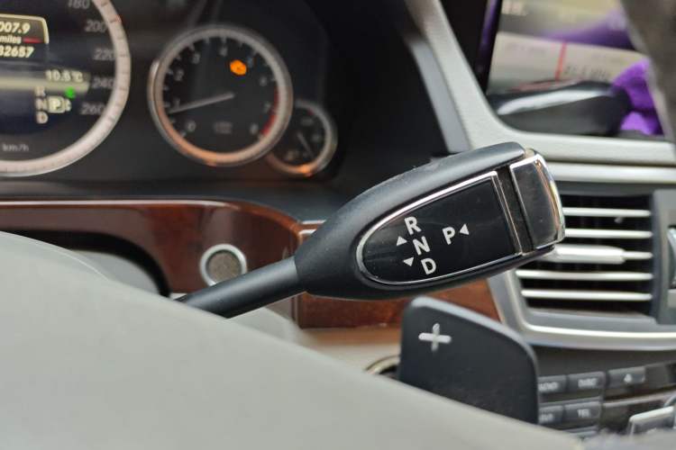 Used Mercedes-Benz E-Class 2013 E 260 L CGI Elegant Model
