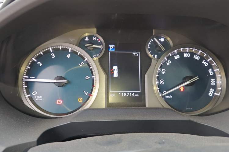 Used Toyota Prado 2018 3.5L Automatic TX-L with Rear-Mounted Spare Tire
