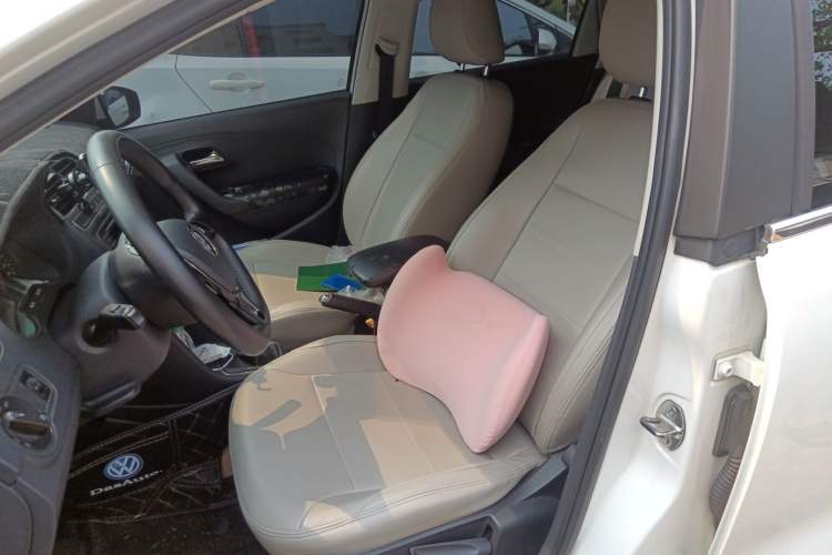 Used Volkswagen Polo 2016 1.6L Manual Comfort Model