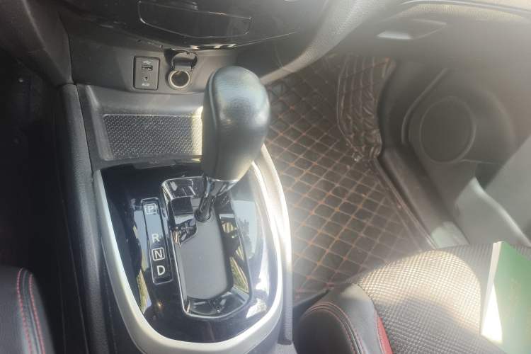 Used Nissan Qashqai 2017 2.0L CVT Smart Enjoyment Version China V Standard Gear Lever
