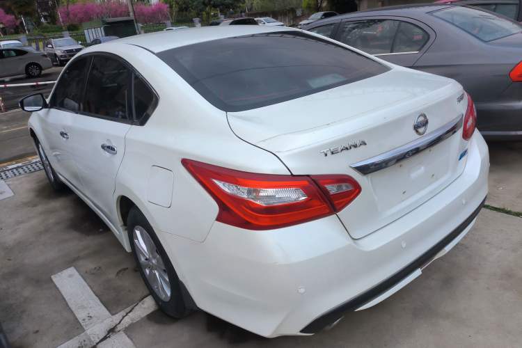 Used Nissan Teana 2018 2.0L XL Smart Upgrade Edition Exterior 2