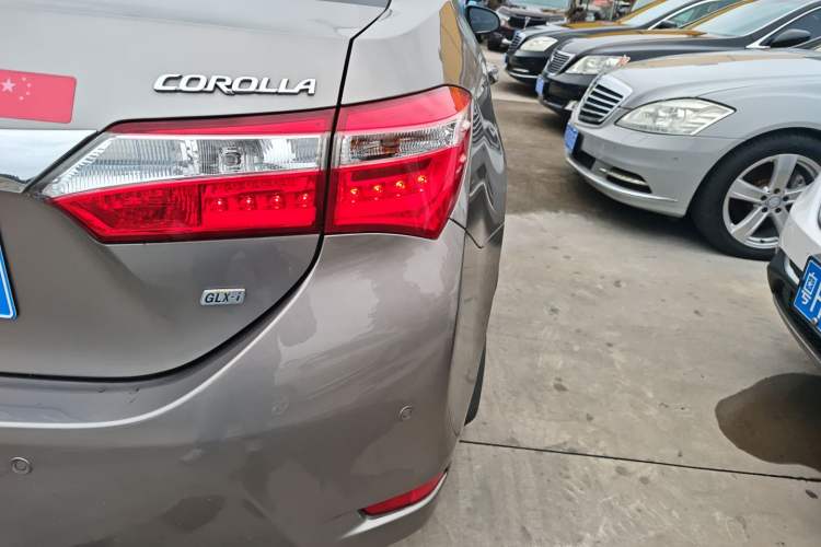 Used Toyota Corolla 2014 1.8L Manual GLX-i
