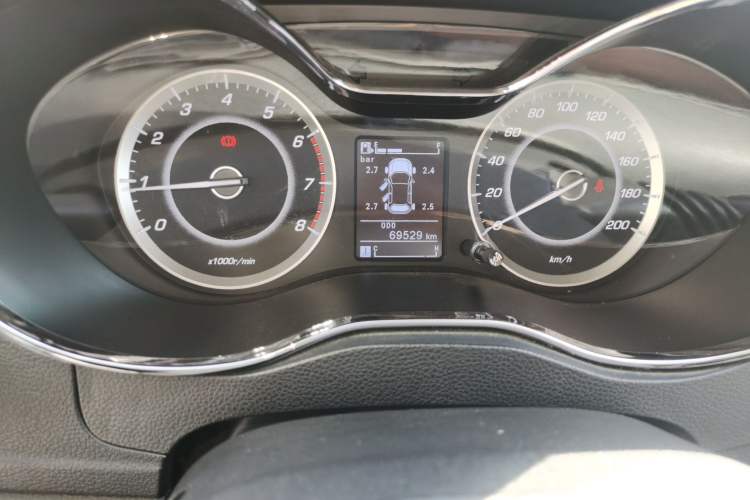 Used Baojun 560 2016 1.5T Manual Luxury Model