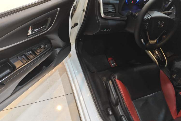 Used Honda Crider 2016 1.8L CVT Luxury Edition
