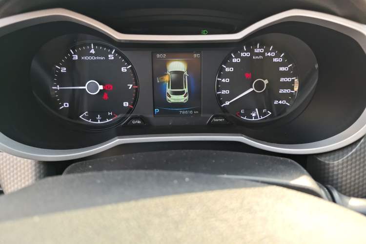 Used Geely Auto Emgrand GS 2017 Elegant Edition 1.3T Automatic Smart Connectivity Model Odometer Close Up