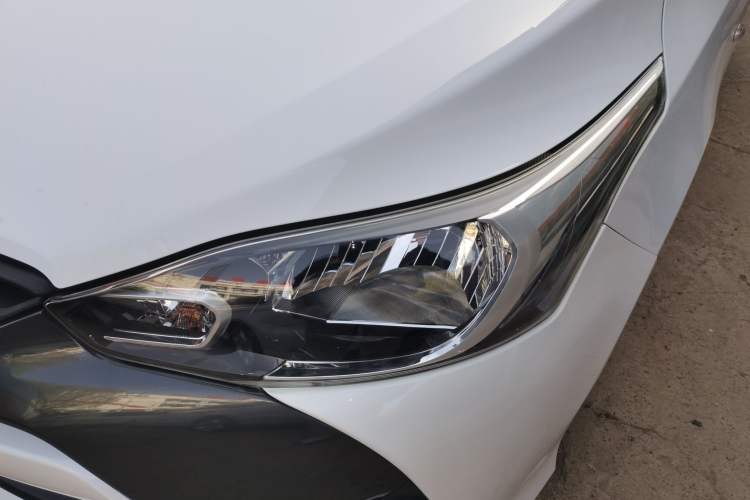 Used Toyota YARiS L Zhi Xuan 2016 Revised Version 1.5G CVT with Dynamic Sunroof