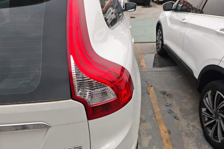 Used Volvo XC60 2017 T5 Smart Upgrade Edition