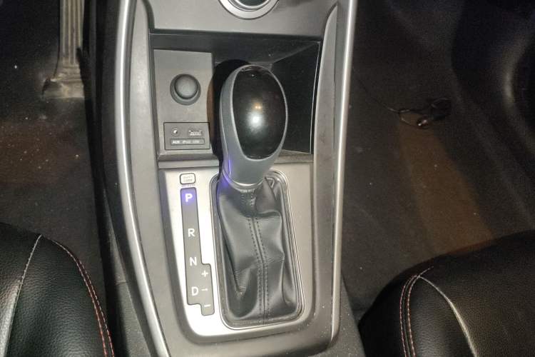 Used Hyundai Elantra (5th Generation / Langdong) 2015 1.6L Automatic Fashion Model
