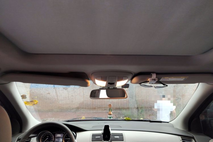 Used Mercedes-Benz R-Class 2015 R 320 4MATIC Luxury Model Headliner