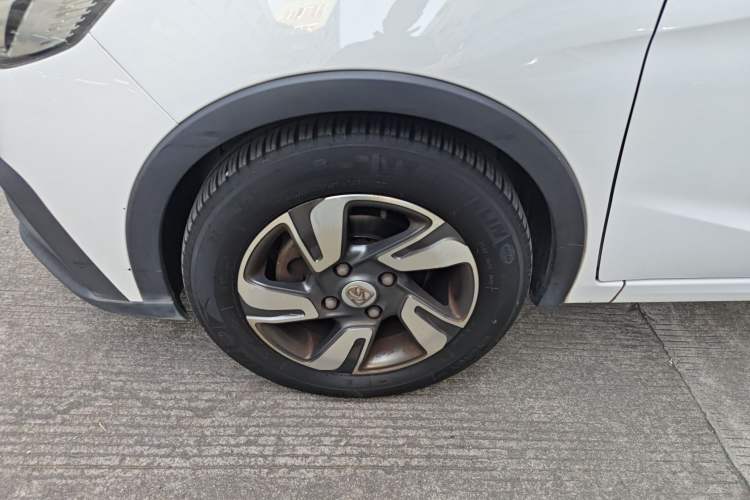 Used Baojun 310W 2018 1.5L Automatic Luxury Version China V