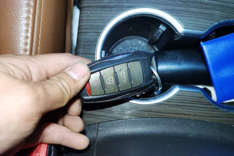 Used Haval H9 2015 2.0T Four-Wheel Drive Luxury 7-Seater
