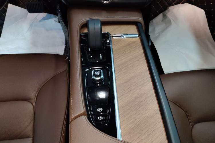 Used Volvo S90 2022 B5 Zhiyi Luxury Edition