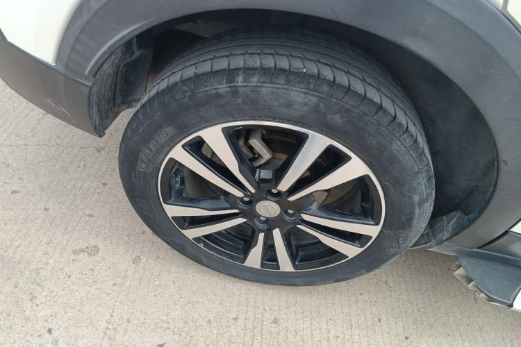 Used Nissan Kicks 2018 1.5L CVT Smart Connect Luxury Edition Right Rear Wheel Hub