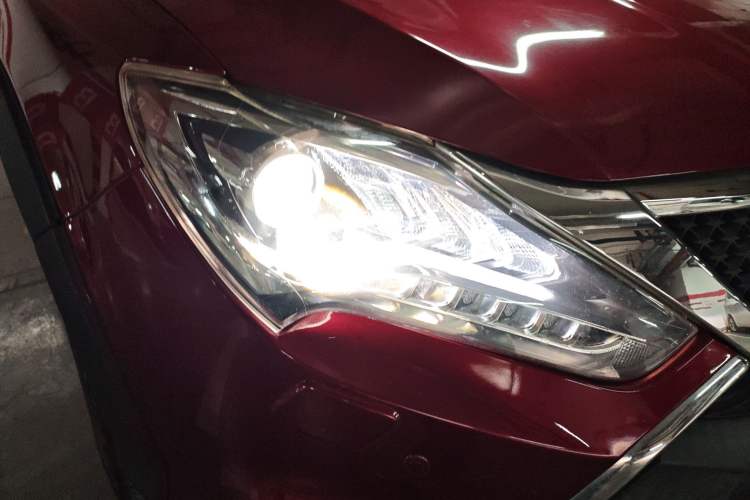 Used BYD Tang New Energy 2015 2.0T Four-Wheel-Drive Flagship Model