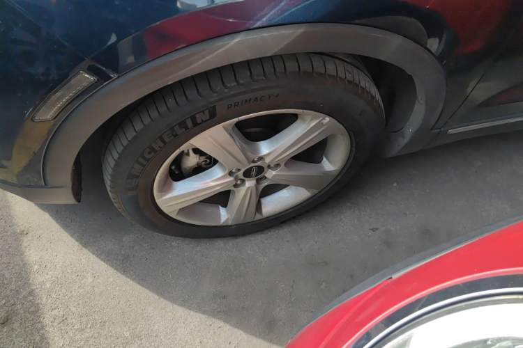 Used Lincoln MKC 2017 2.0T Two-Wheel Drive Deluxe Edition
