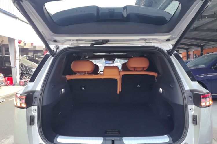 Used Dongfeng eπ eπ008 2025 210 Ultra Range-Extended Version 5 Seats