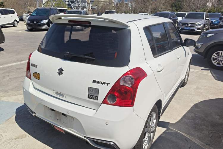 Used Suzuki Swift 2014 1.5L Automatic Fashion Edition