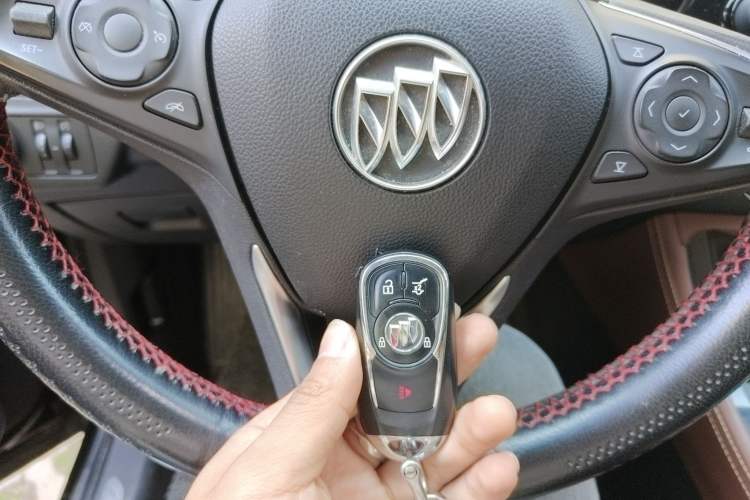 Used Buick Envision 2021 532T Two-Wheel-Drive Luxury Version