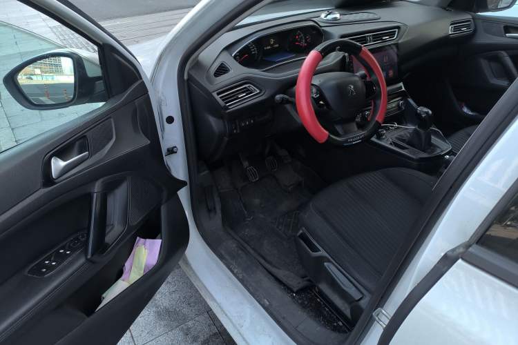 Used Peugeot 308 2019 1.6L Manual Fashion Edition China V Standard
