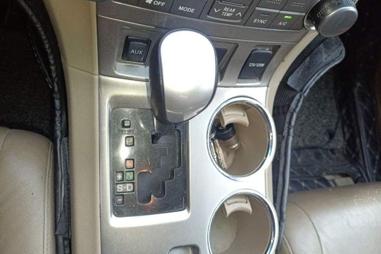 Used Toyota Highlander 2013 2.7L Two-Wheel Drive 7-Seater Zijin Edition