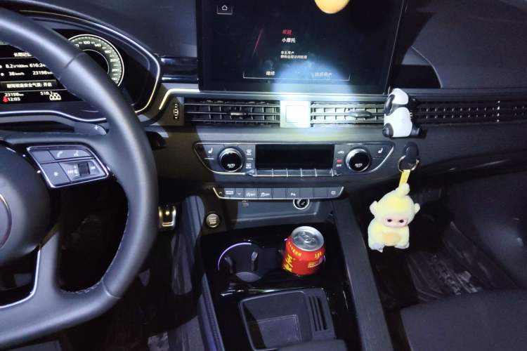 Used Audi A4L 2023 40 TFSI Luxury Dynamic Model
