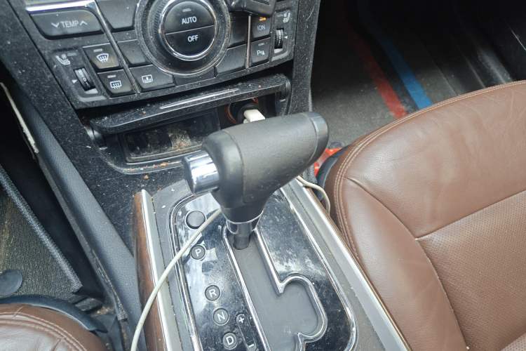 Used Hongqi H7 2015 2.0T Luxury Model