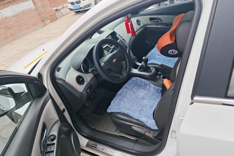 Used Chevrolet Cruze 2012 1.6L SE MT