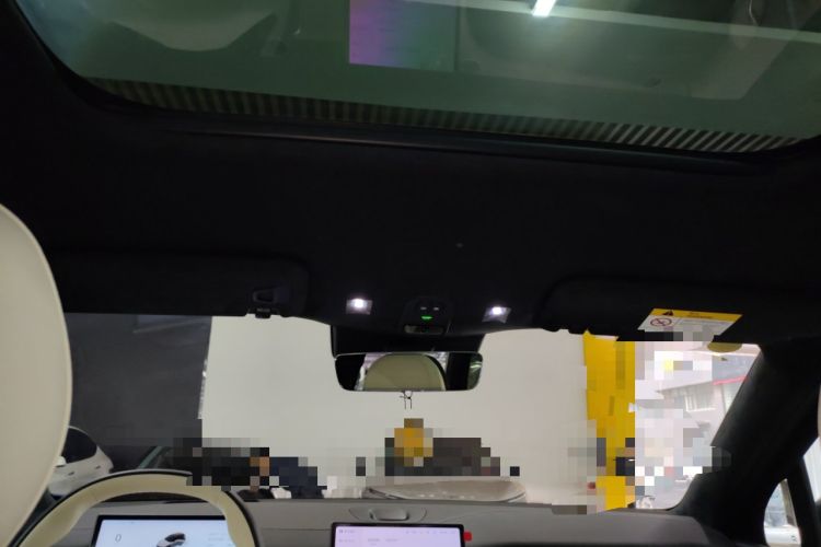 Used Nio ES6 2024 75 kWh Headliner