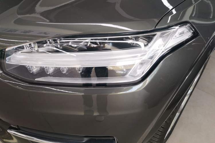 Used Volvo XC90 2019 T5 Zhiyi Edition 7-Seater China V Emission Standard