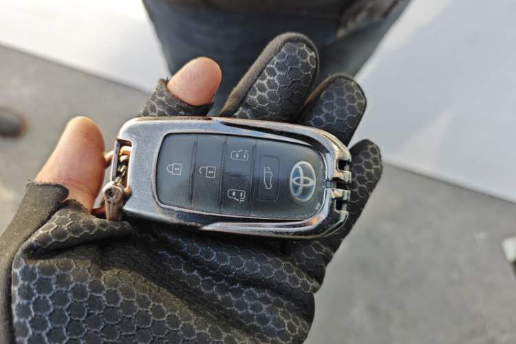 Used Toyota Sienna 2021 2.5L Hybrid Ultimate Edition