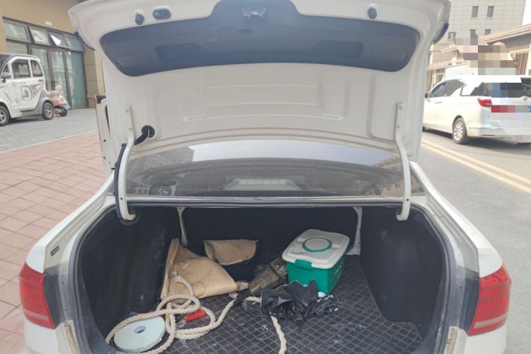 Used Volkswagen Lavida 2018 Classic 1.5L Automatic Comfort Edition China VI Standard Trunk