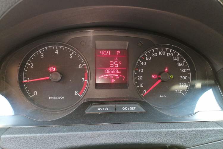 Used Volkswagen Santana 2013 1.6L Automatic Comfort Edition
