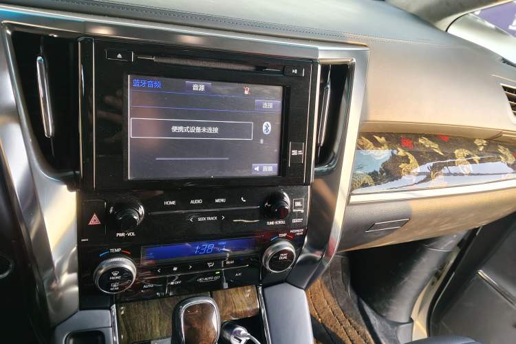 Used Toyota Alphard 2018 Revised Version 3.5L Luxury Edition