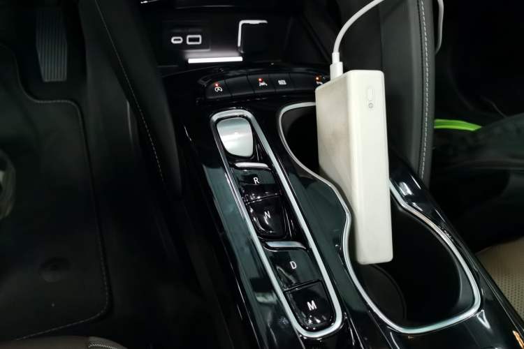 Used Buick Envision 2023 Encore Plus 652T Five-Seat Luxury Model Gear Lever