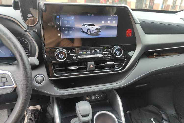 Used Toyota Highlander 2024 2.5L Smart Electric Hybrid Dual-Engine Two-Wheel Drive Elite Version 7 Seats Audio And AC Panel