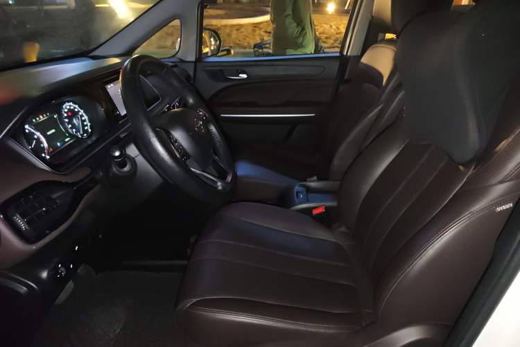 Used GAC Trumpchi M6 2019 270T Automatic Prestige Edition (6-seater) - China V Standard