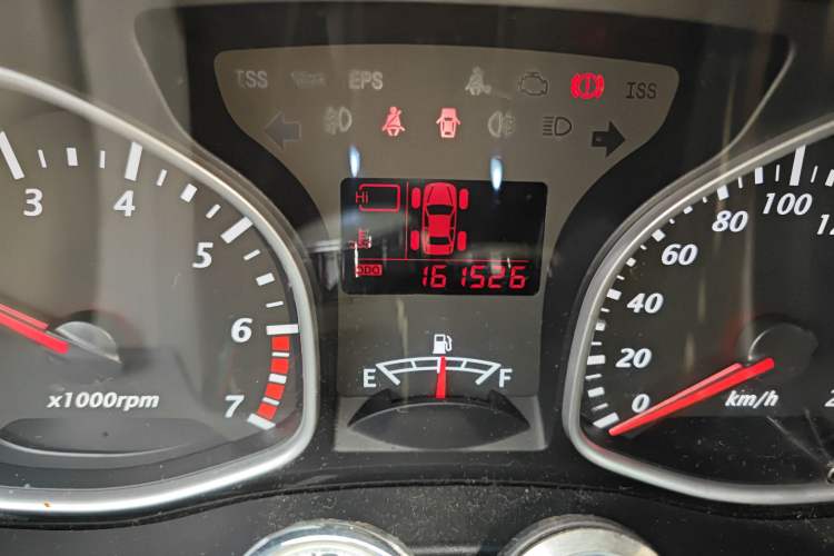 Used FAW Xiali N7 2013 1.3L Manual Luxury Model Odometer Close Up