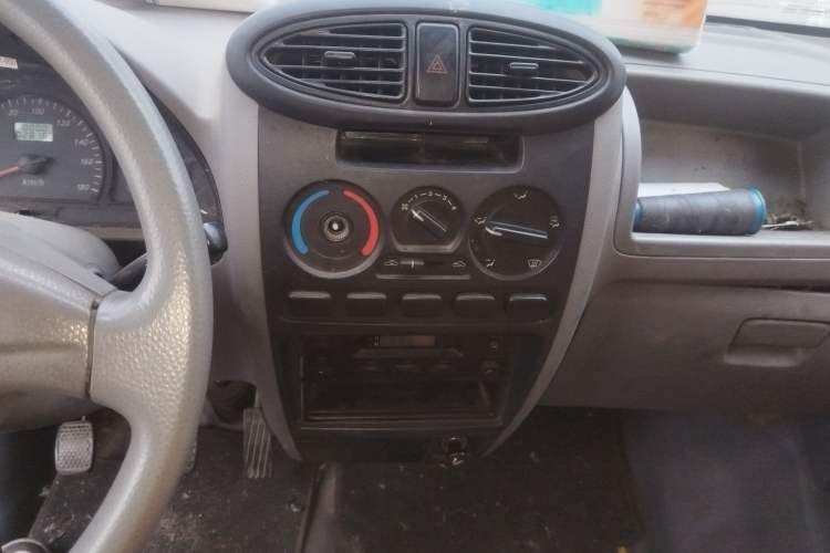 Used BAIC Changhe Freedom 2014 1.0L Hongyun Edition Economy Model DA465QA
