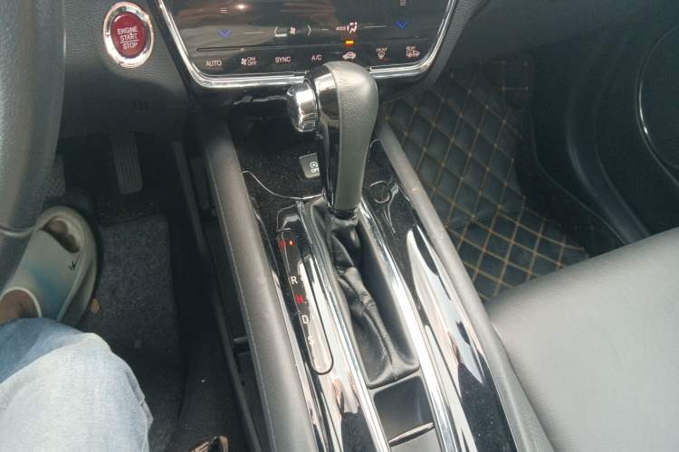 Used Honda Vezel 2015 1.8L CVT Four-Wheel Drive Flagship Model Gear Lever