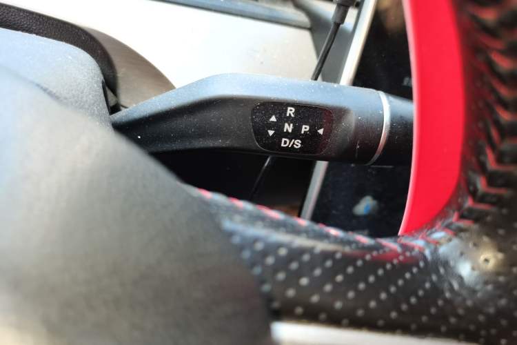 Used NETA V 2021 Standard Range Entertainment Version – Upgraded Model
