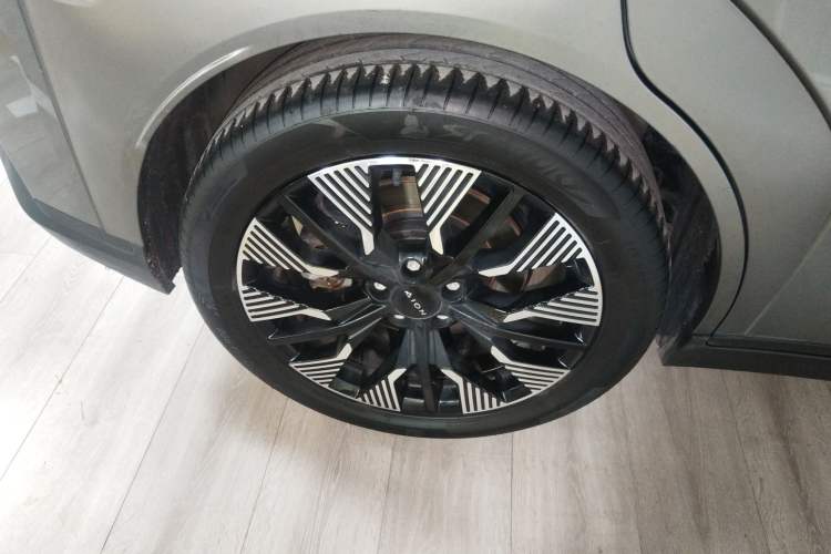 Used AION Y 2022 70 Tech Edition Lithium Iron Phosphate