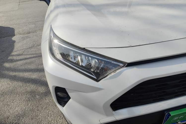 Used Toyota RAV4 2021 2.0L CVT Two-Wheel Drive Fashion PLUS Edition